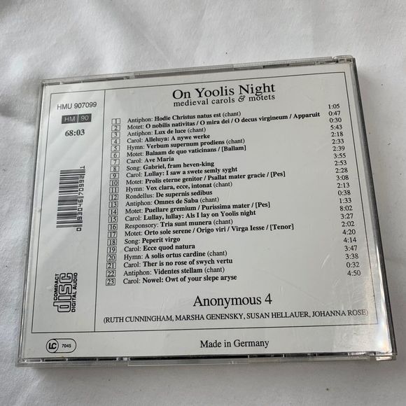 On Yoolis Night: Medieval Carols & Motets Import Anonymous 4 (Performer) Format - Picture 2 of 2